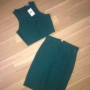 Adorable top & skirt set from GUESS